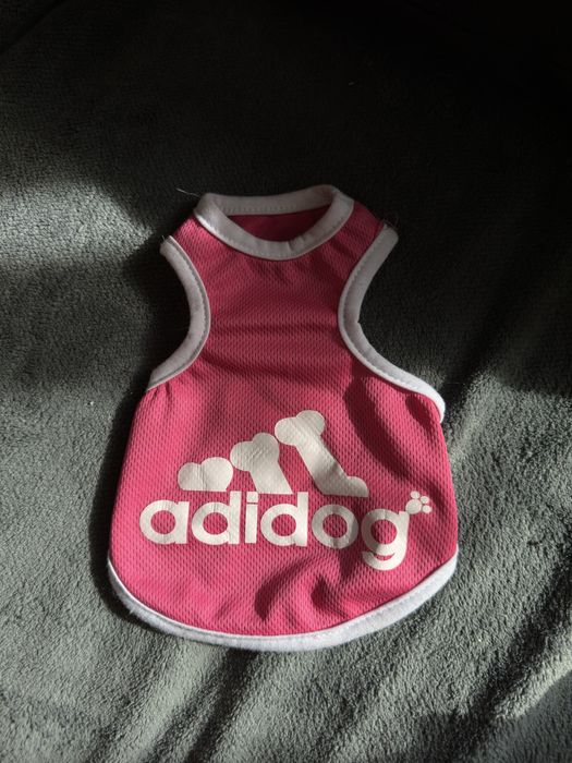 Продам одежду для маленькой собаки