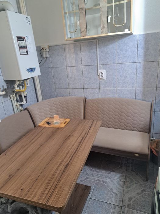 Apartament 4 camere/zona 1 May