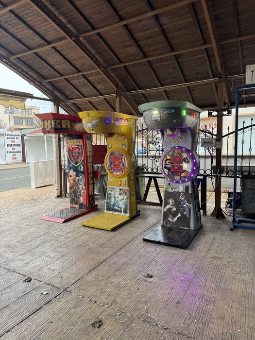 3 броя боксови круши