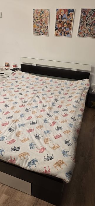 Pat doua persoane 140x200 cu lada + saltea spuma