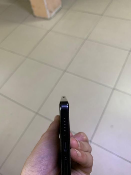 Продам Poco X7 Pro