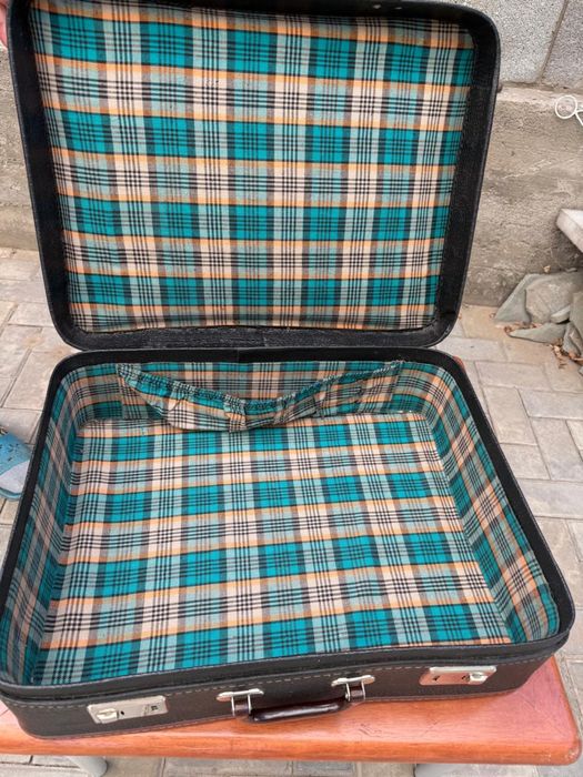 Чемоданы советские ретро