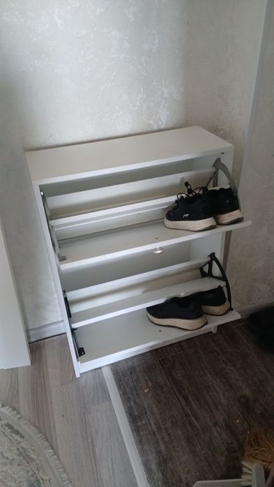 Продам тумба для обуви