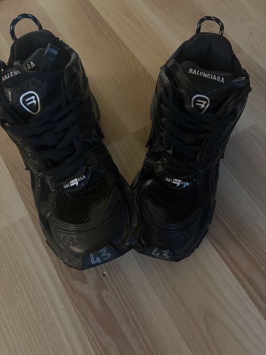 Balenciaga runners