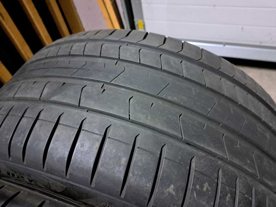 2 anvelope 305/40 R20 Pirelli RFT