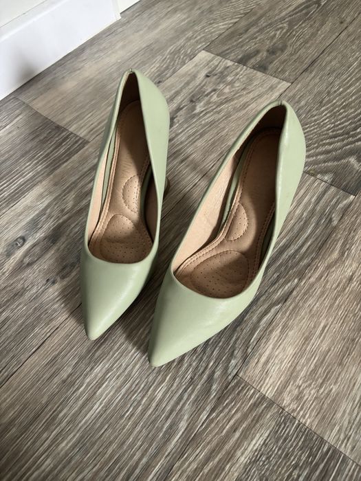 Туфли каблук 37р