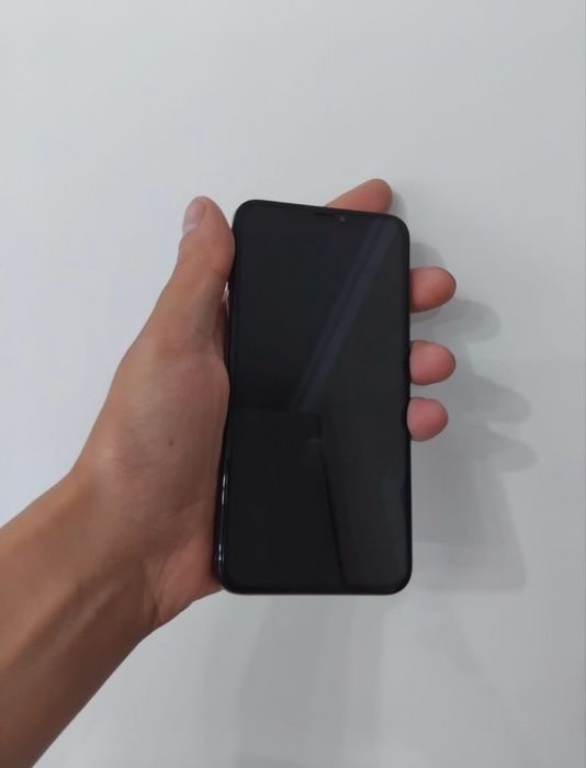 Iphone xs сатылады 35000