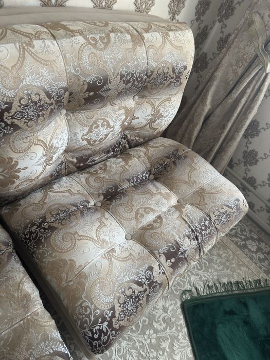 Диван креслосымен сатылады