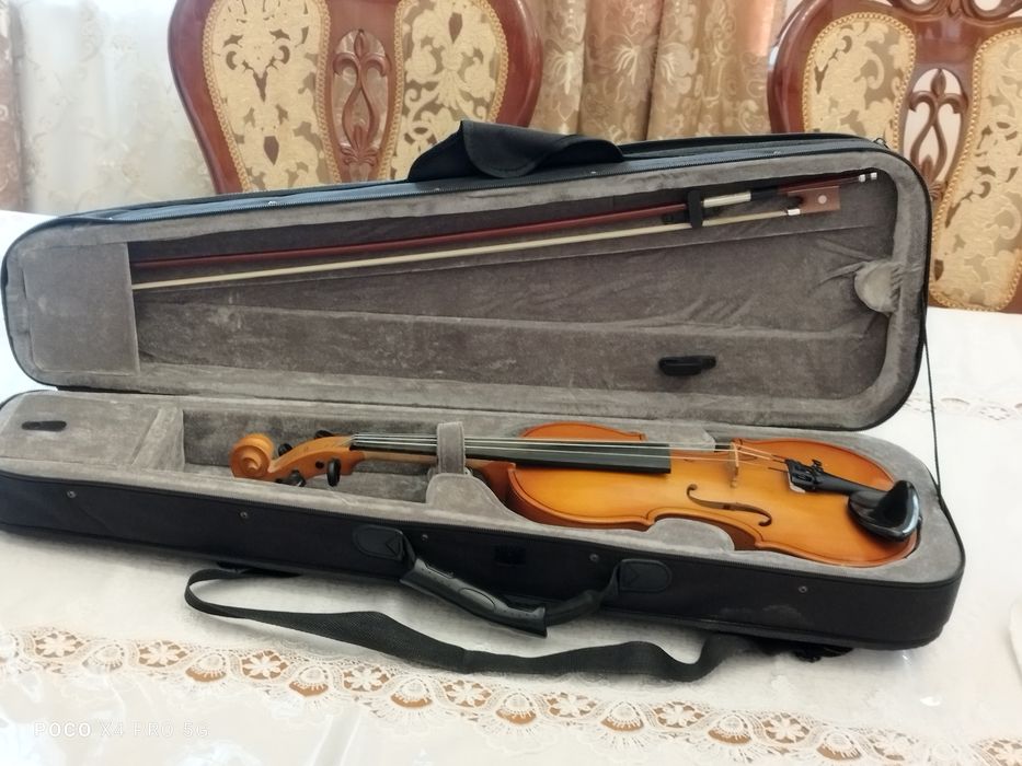 Продаётся скрипка 3/4.