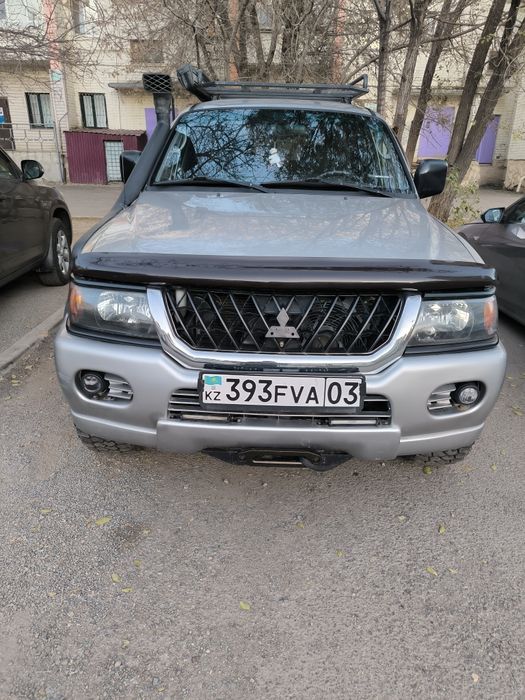Продам Митсубиси мантеро спорт