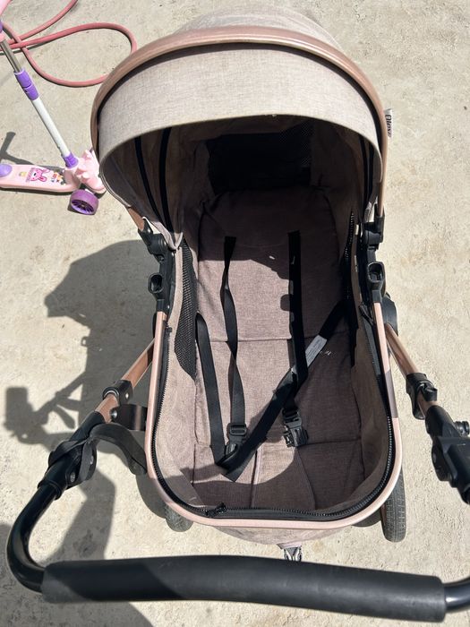 Коляска сатылады. Состояние жақсы,  көп ұсталмаған.