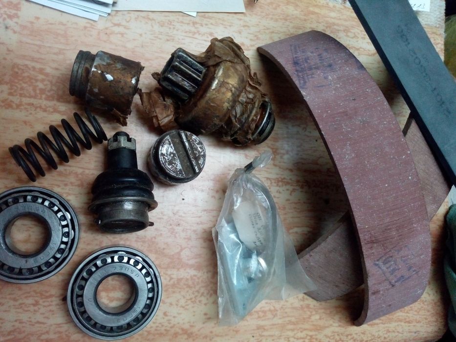 Метален багажник и резервни части за Волга