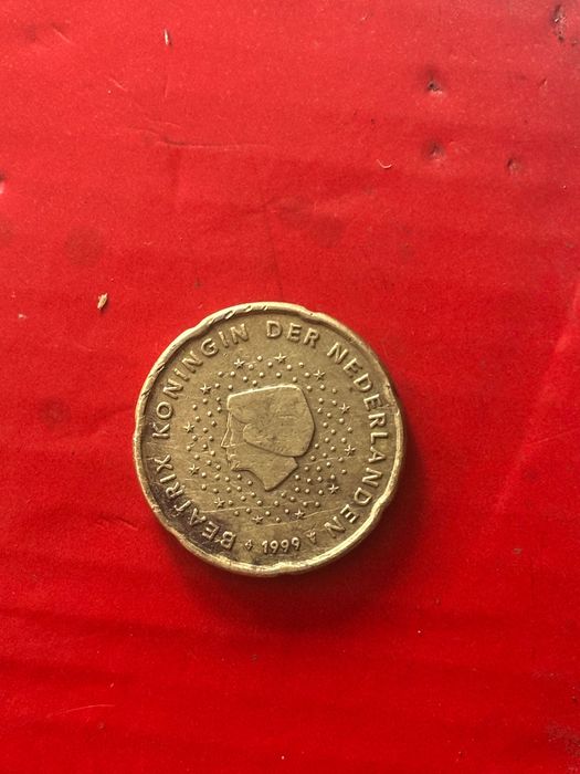 Странна монета ..