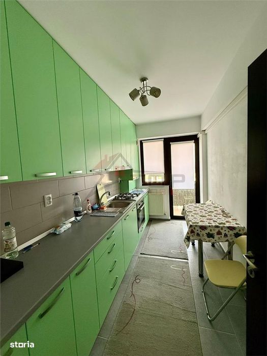 Etaj 2 - Galata Platoul Insorit, apartament cu 2 camere decomandat cu