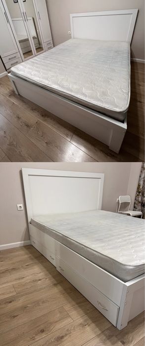 Кровать с матрасом