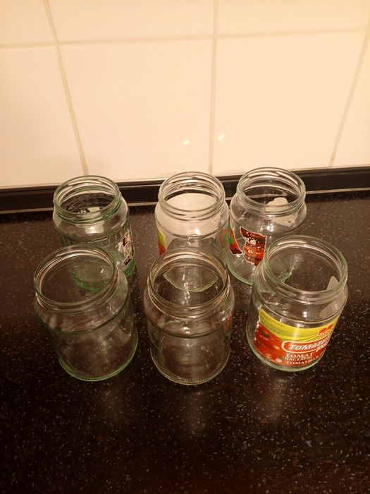 Продам банки  0.7 и 09