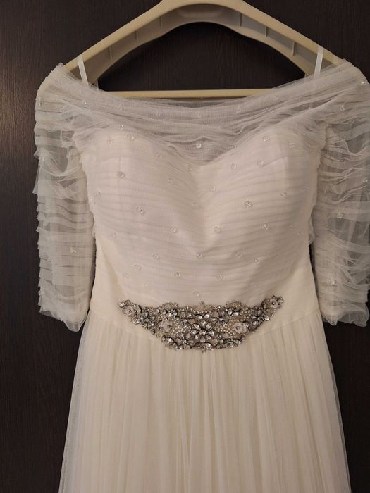 Vand rochie de mireasa Vera Sposa. Ofer voal lung cadou