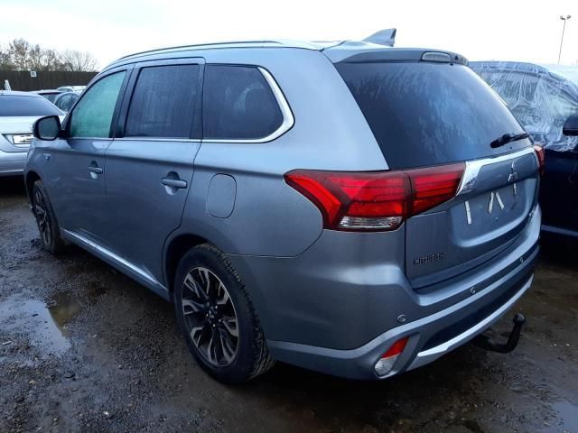 Dezmembrez Mitsubishi Outlander 3 [2th facelift] [2015 - 2020] Crosso