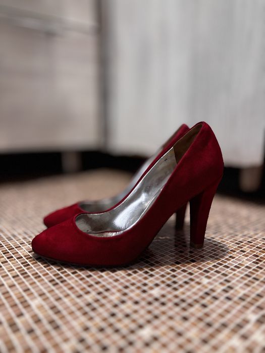 Туфли красные замшевые