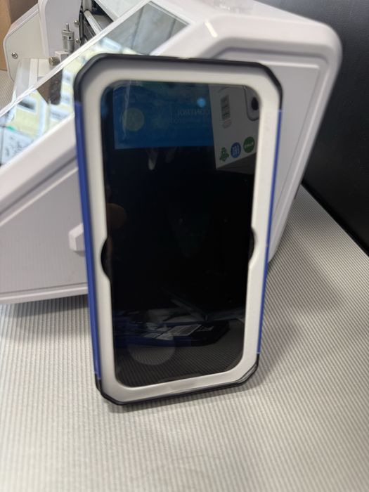 Oled дисплей за Iphone 15