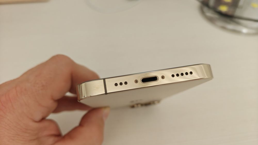 iPhone 13 pro gold