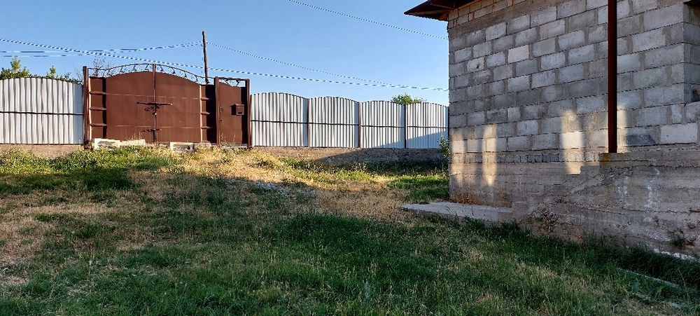 Продам дом в черновом варианте