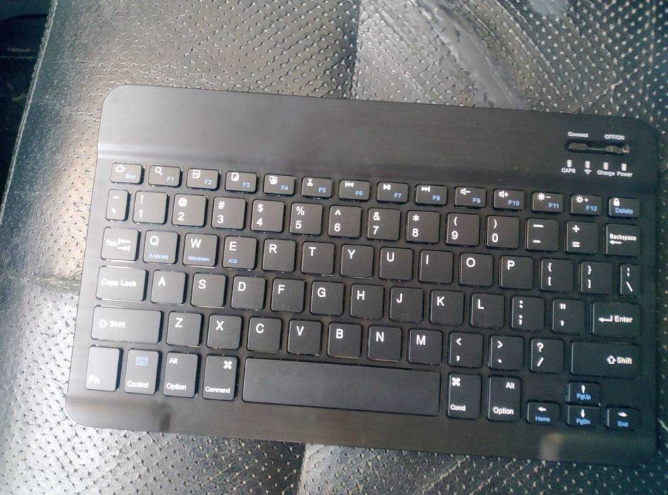 Безжична презареждаема Bluetooth клавиатура 25х15, лап топ, таблет тв