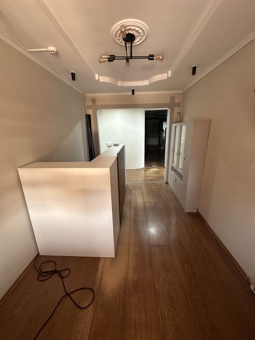 Продам ресепшен в отличном состояний!!!