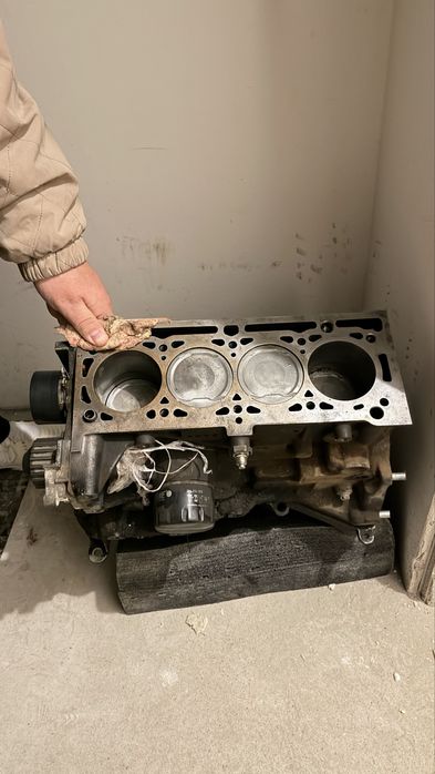 Блок цилиндров RENAULT K4M