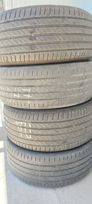 Летни гуми 255/40 R20