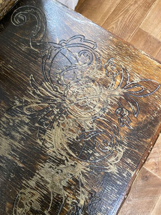 Трюмо ручной работы