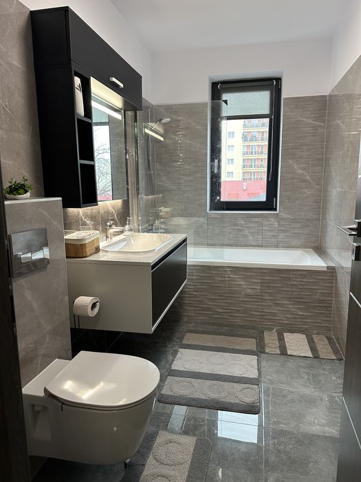 Inchiriez apartament zona centrala