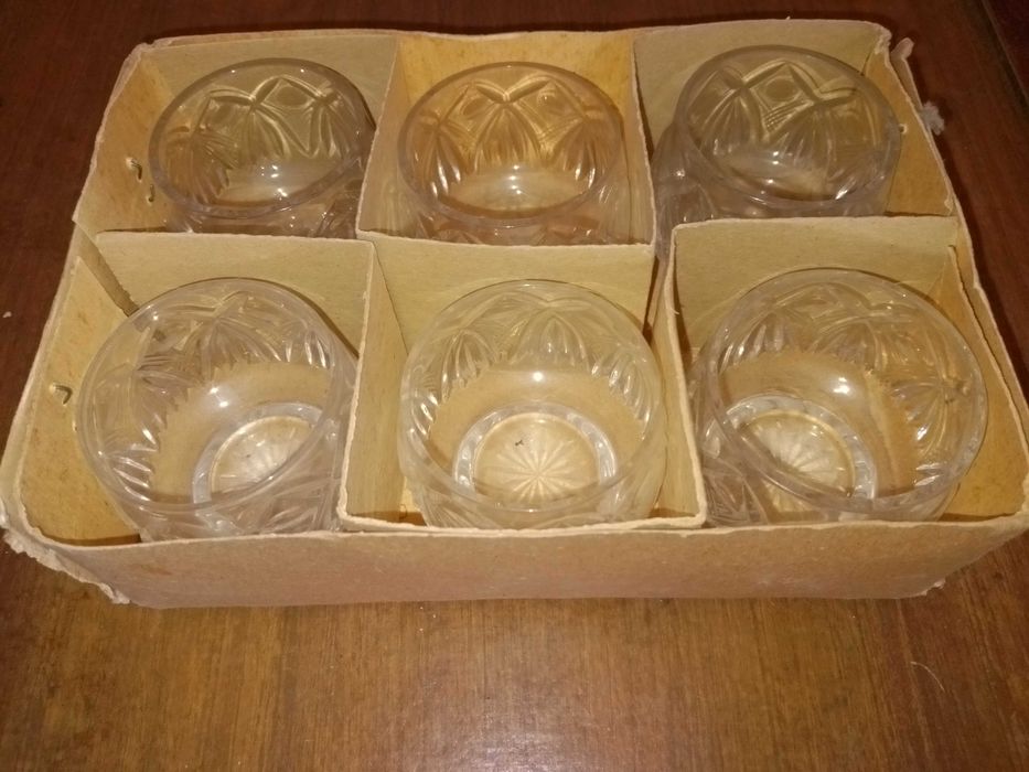 Продам хрусталь: стаканы и рюмки