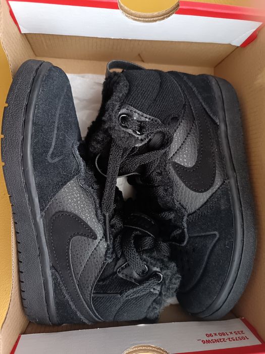 Ghete imblanite Nike Court Borough Mid 2 Boot PS - marimea 29,5