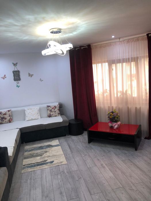 Vând apartament 3 camere 72mp