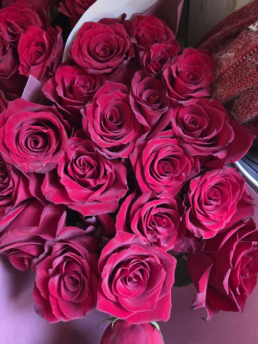 Цветы букеты розы длинные