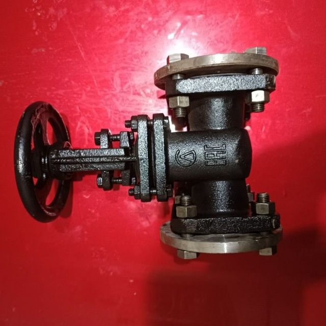 Zadveshka va filanslar bor ventil kraynek