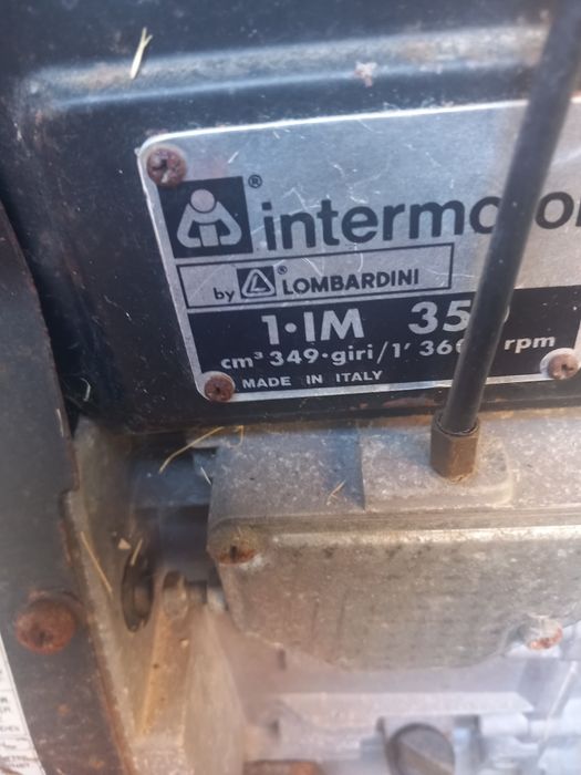 Vând motocultor și cosituare