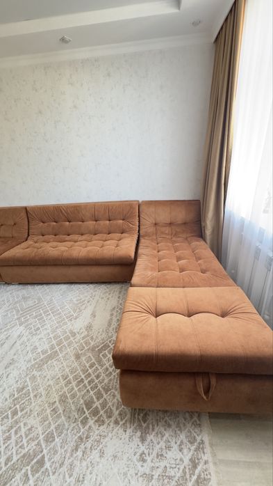 Продам диван угловой