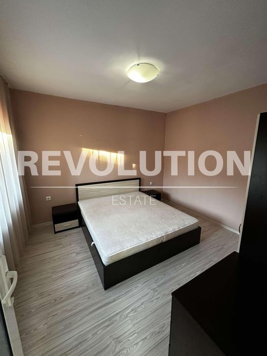 Дава се под наем Етаж от къща в Варна, Цветен квартал - 65 кв.м за 468.69 € - Снимка #4