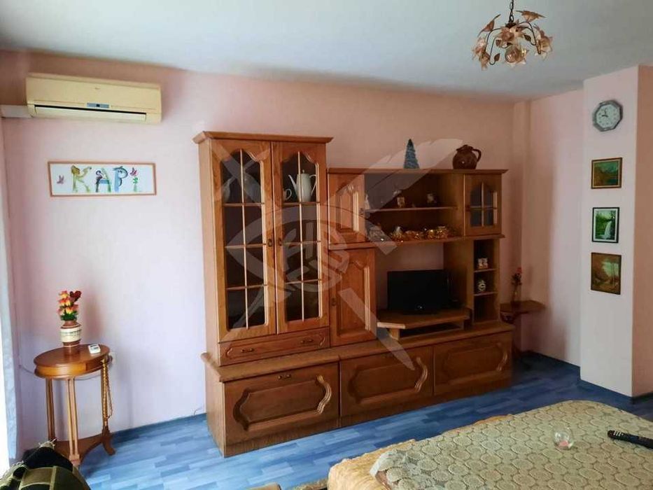 Дава се под наем Четиристаен апартамент в Варна, Колхозен пазар - 90 кв.м за 600 € - Снимка #2