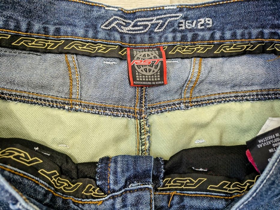 Blugi moto cu Kevlar și protecții, RST, W36L29