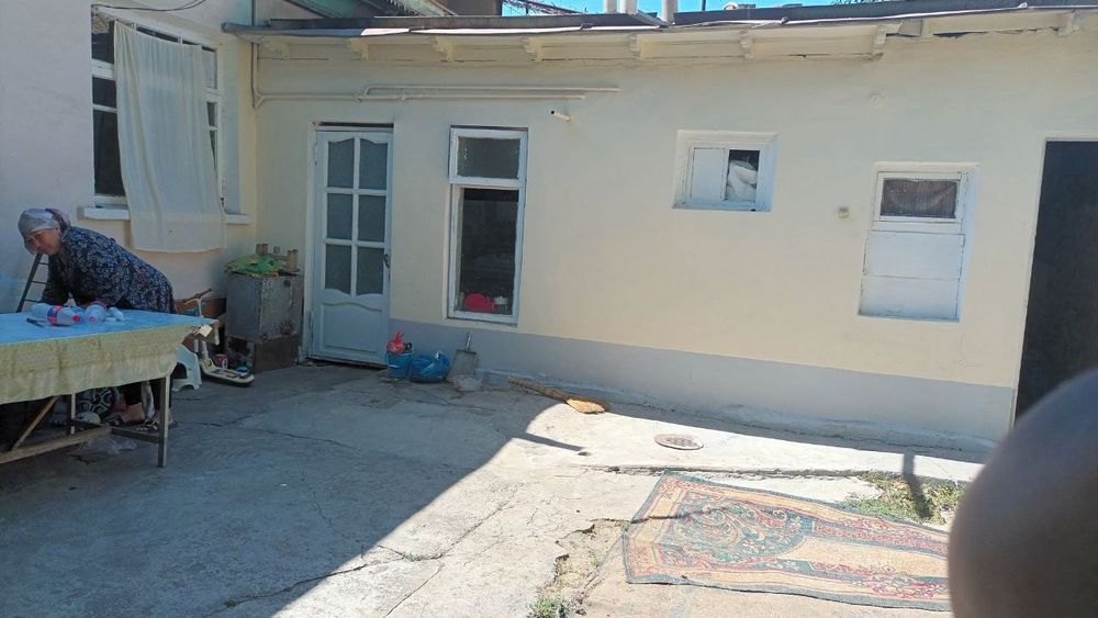 Srochna uchaska sotiladi chlonzor 20 kv 4 sotix