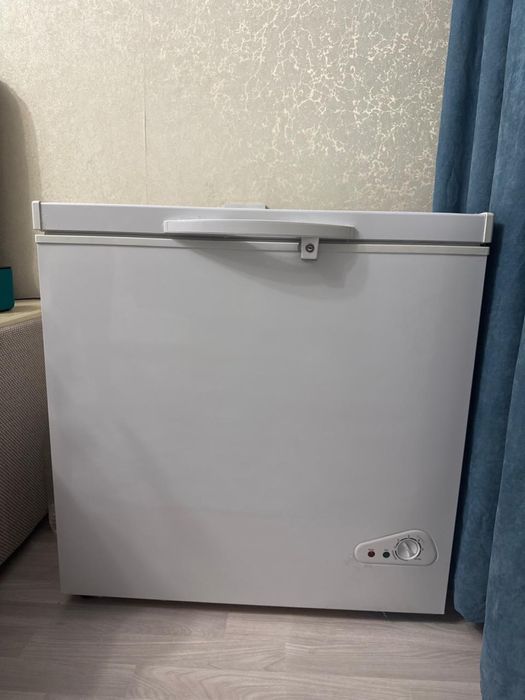 Продам морозильную камеру