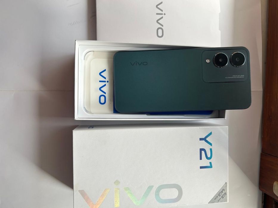 Смартфон VIVO Y21