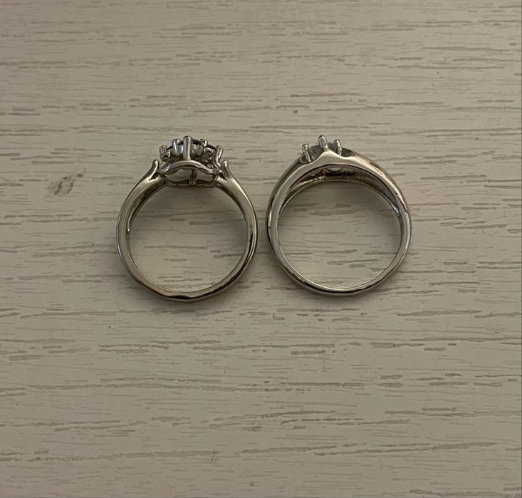 продам комплект из серебра 925 пробы