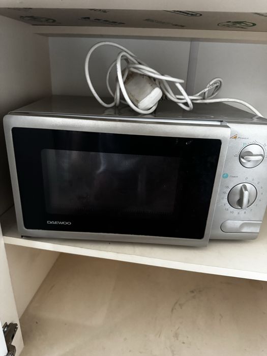 Микроволновка Daewoo