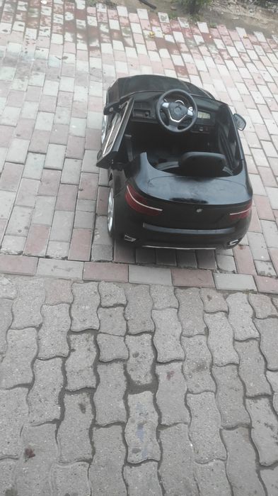 Foarte frumos mașinuță