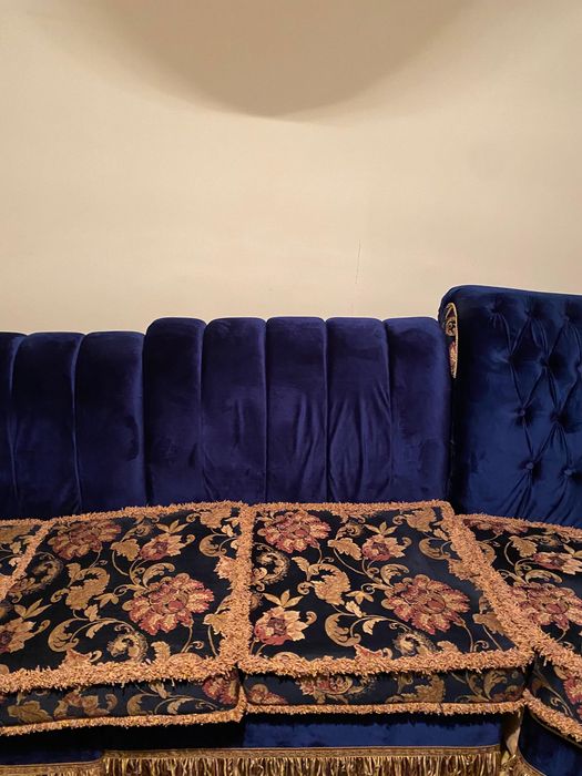 Диван для зала / Диван