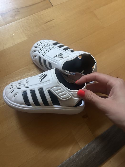Детски сандали на Adidas